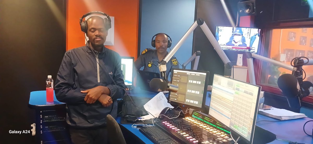 SAPoliceService's tweet photo. #sapsLIM On Monday, 20/04, Sgt Monatse Mamabolo attached to the #SAPS Provincinal Corporate Communication Media Centre, conducted a live radio interview on Radio Turf FM, with the host, Nehemiah Karabo Mogano.

Sergeant Mamabolo sensitized listeners about various topics pertaining to #CrimeAwareness:

Dangers of hitchhiking.
Prevention of thetf out of motor vehicle
Theft General (shoplifting)
#DontBuyStolenGoods
#SayNOtoBullying
#EndGBVF
#ChildProtection. #CrimeTalk ME