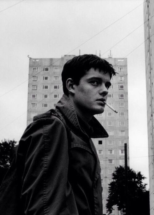 JoyDvisionPills's tweet image. Are you in #Control ,
this morning?

#iancurtis #movie #joydivision 
@pillolerock 
@PilloleCult