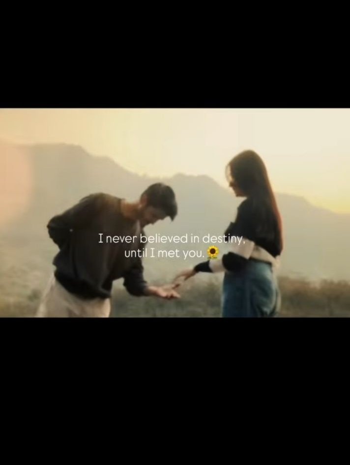 SonaliSuta's tweet image. कधी नशिबावर विश्वास नव्हता…
पण तू भेटलास आणि सगळं बदललं ❤️
Never believed in destiny, until you walked into my life.
#LoveFeels #Destiny #TrueLove #MarathiLove #Soulmate #CoupleGoals #LoveVibes #DilSe #ForeverUs