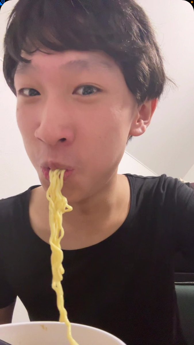 ルマンド　リュウ tweet media