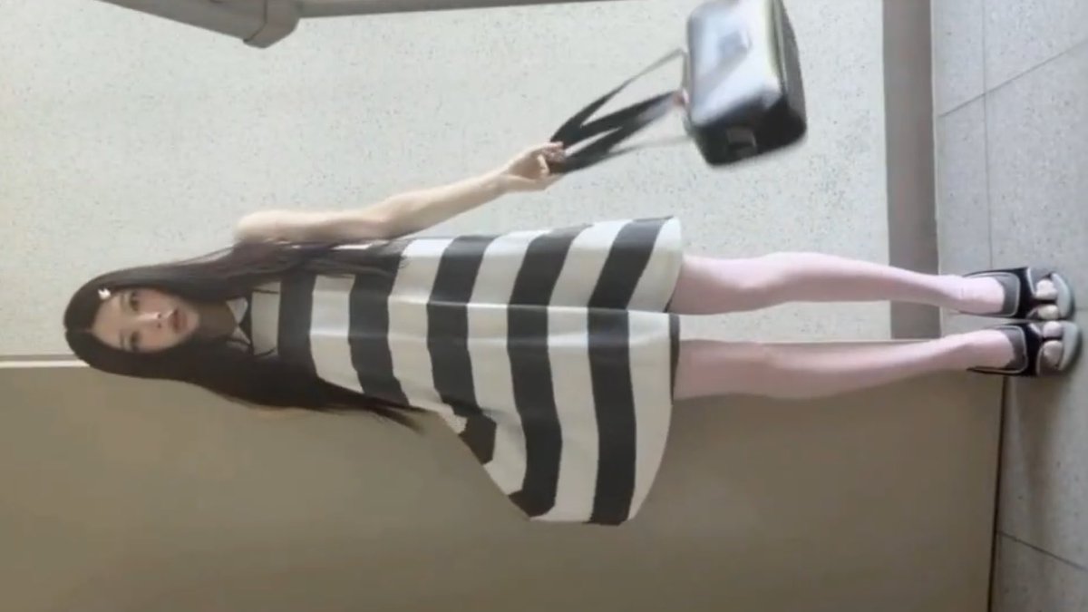 bibi Ꮚ 🧁 hyein day tweet media