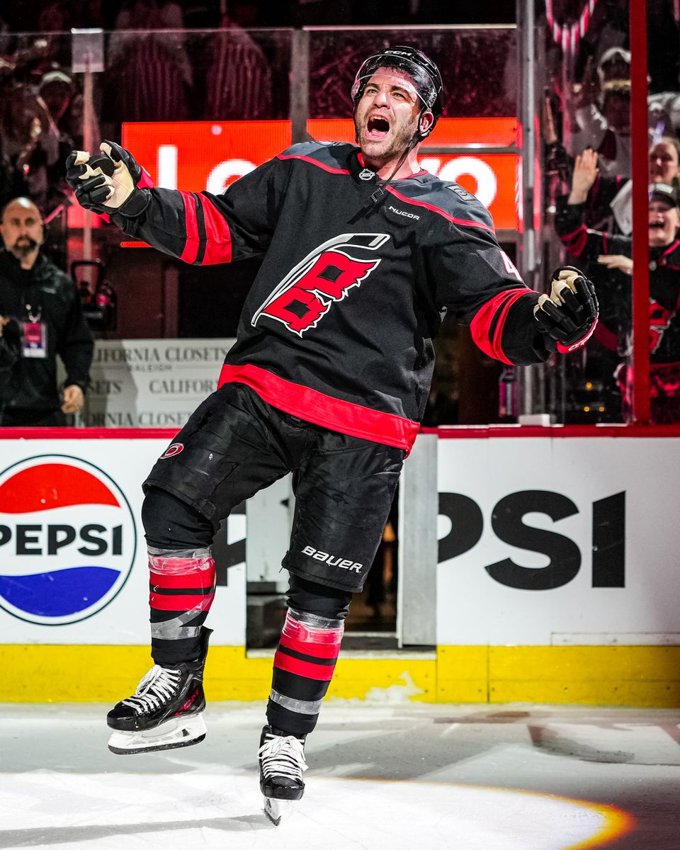 Carolina Hurricanes tweet media