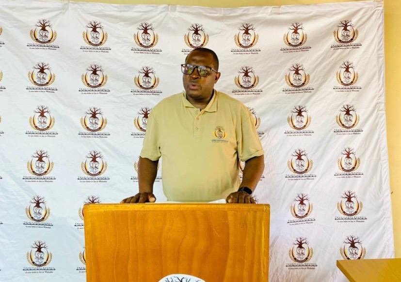 SAPoliceService's tweet image. #sapsLIM #SAPS Saselamani, under the Vhembe District, led by Station Commander, Lt Col Mudau, officially welcomed about 25 new Community Policing Forum (#CPF) members from Ndhavezitha, Hosi HH Mugakula Makuleke, during an engagement held at Makuleke Tribal Offices on Monday,