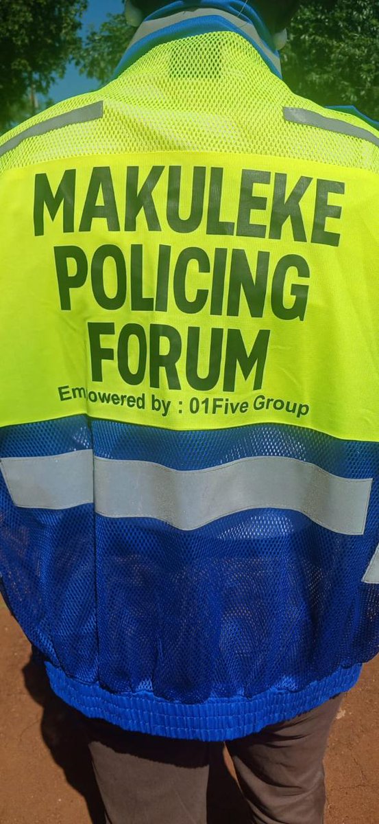 SAPoliceService's tweet image. #sapsLIM #SAPS Saselamani, under the Vhembe District, led by Station Commander, Lt Col Mudau, officially welcomed about 25 new Community Policing Forum (#CPF) members from Ndhavezitha, Hosi HH Mugakula Makuleke, during an engagement held at Makuleke Tribal Offices on Monday,