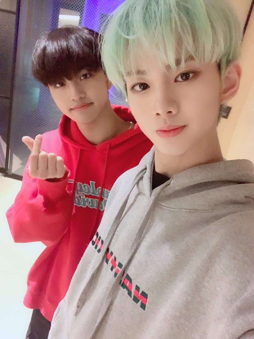 MCND_official tweet media