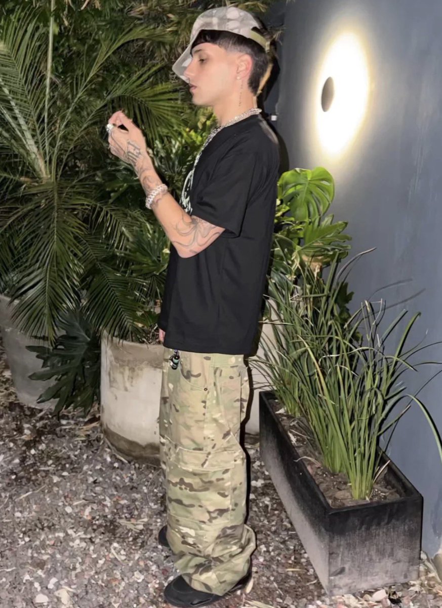 #ff (@ffrozoudaknow) on Twitter photo 