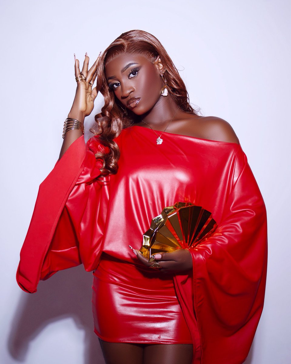 That 5’3 Girl. tweet media