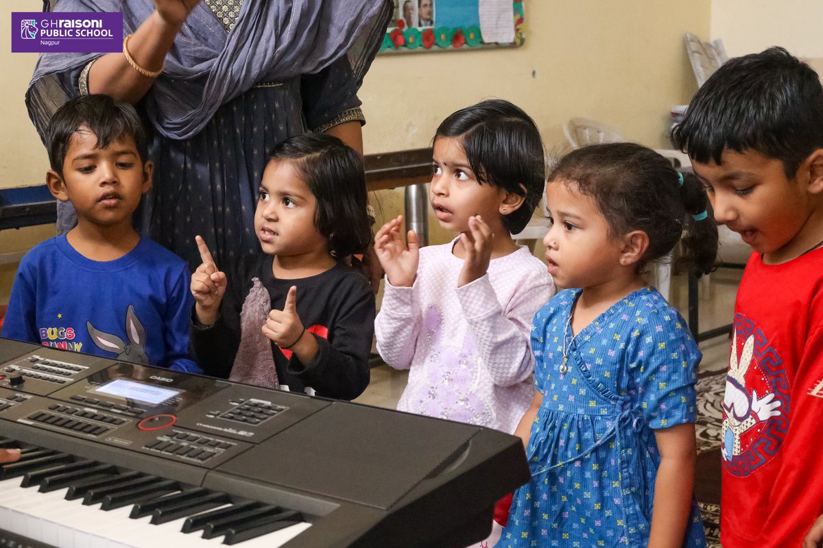 ghrpublicschool's tweet image. A fun-filled summer at GHRPS, Nagpur—where learning meets creativity through skating, music, dance &amp;amp; art! 🌟🎨 
#SummerCamp #FunLearning