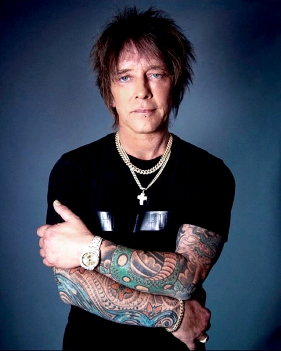 TODDCastPodcast's tweet image. “Creativity is all about keeping me out of jail.”

35 minutes with @BillyIdol  guitarist @BillyMorrison  flies by in this #rock #podcast! 

youtube.com/watch?v=MoeusM…