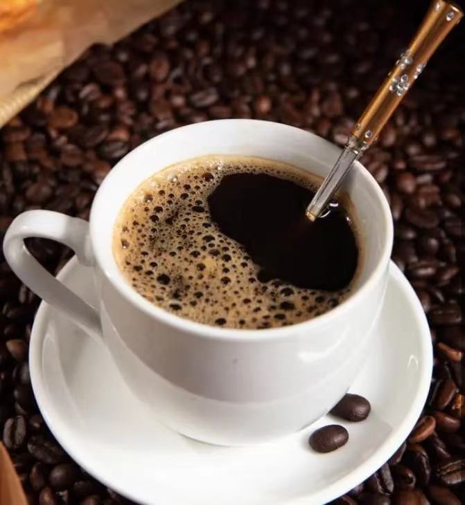 josh_puetz's tweet image. Another late night at the desk—headphones on, coffee in hand, and this deadline’s not gonna beat me!  #OvertimeVibes #WorkModeActivated