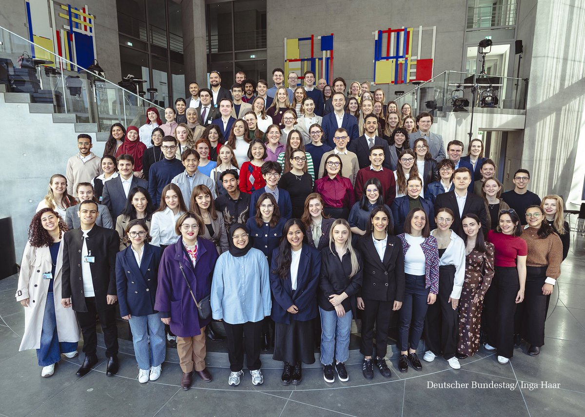 GermanyinSA's tweet photo. 🌍🇩🇪 Apply for the Global version of the International Parliamentary Scholarship (IPS) programme.

The programme offers young, politically engaged graduates the opportunity to spend 5 months in Berlin, getting a deep insight into the working methods of the German Bundestag. https://t.co/6fkhpDLdxA