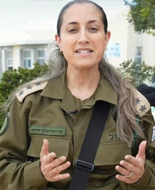 RakOmerro1's tweet photo. יזכור עם ישראל את הנבלה הסרוחה 
מזי אלימלך סוויסה. האשה החשוכה שחיה במערות
ובטוחה שפה זה איראן. 
האשה המטורללת שלא ברור איך הגיע לדרגה בכירה בצבא, זו שחושבת שתוכל להחזיר אותנו לימי הביניים. 

אות קין על מצחך יא שרטוחה https://t.co/fEssz2IaGz