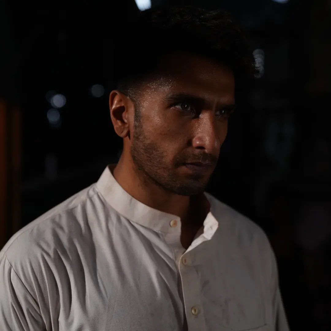 IIFA's tweet image. Fierce, fearless and unforgettable! Makeup artist Preetisheel Singh drops striking looks of the explosive cast of #Dhurandhar 🔥

#IIFA #Bollywood #DhurandharTheRevenge

PC: Preetisheel Singh