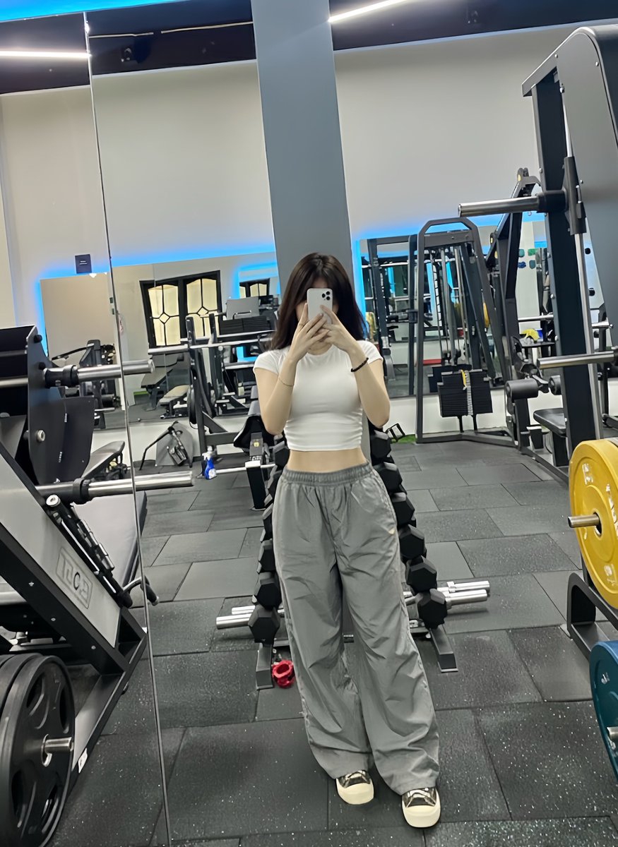 ₍ᐢ. ̫.ᐢ₎ melody bener” betmut tweet media