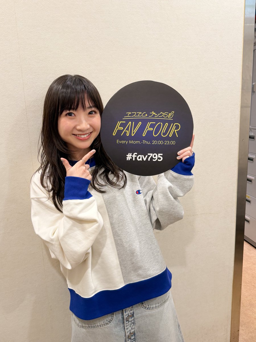 有安杏果 Ariyasu Momoka tweet media