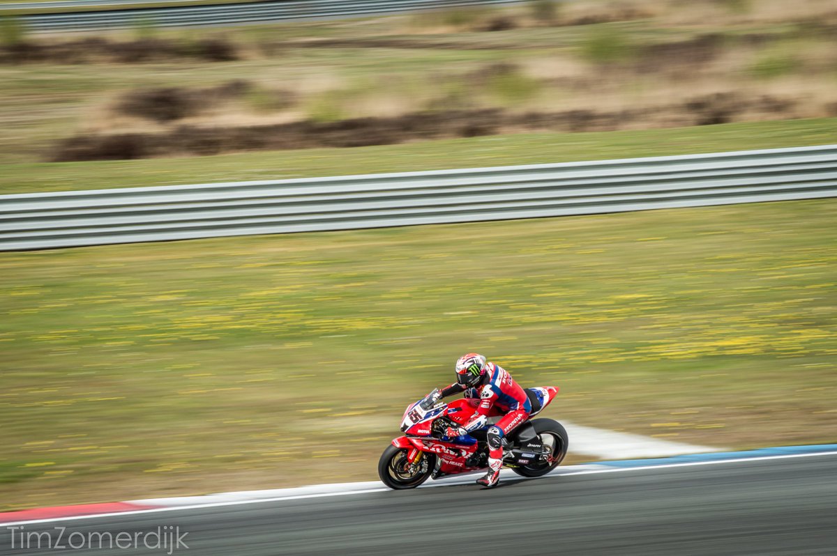 timzomerdijk's tweet photo. WorldSBK - Assen - 2026

https://t.co/Qkczn5Gtjv https://t.co/7mLDZXlXsh