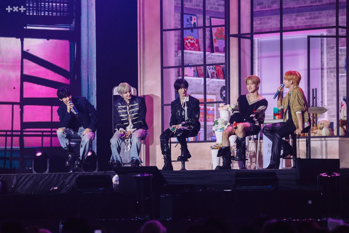 TXT OFFICIAL tweet media