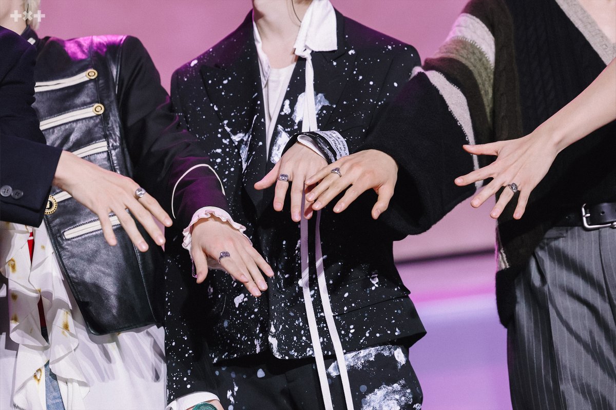 TXT OFFICIAL tweet media