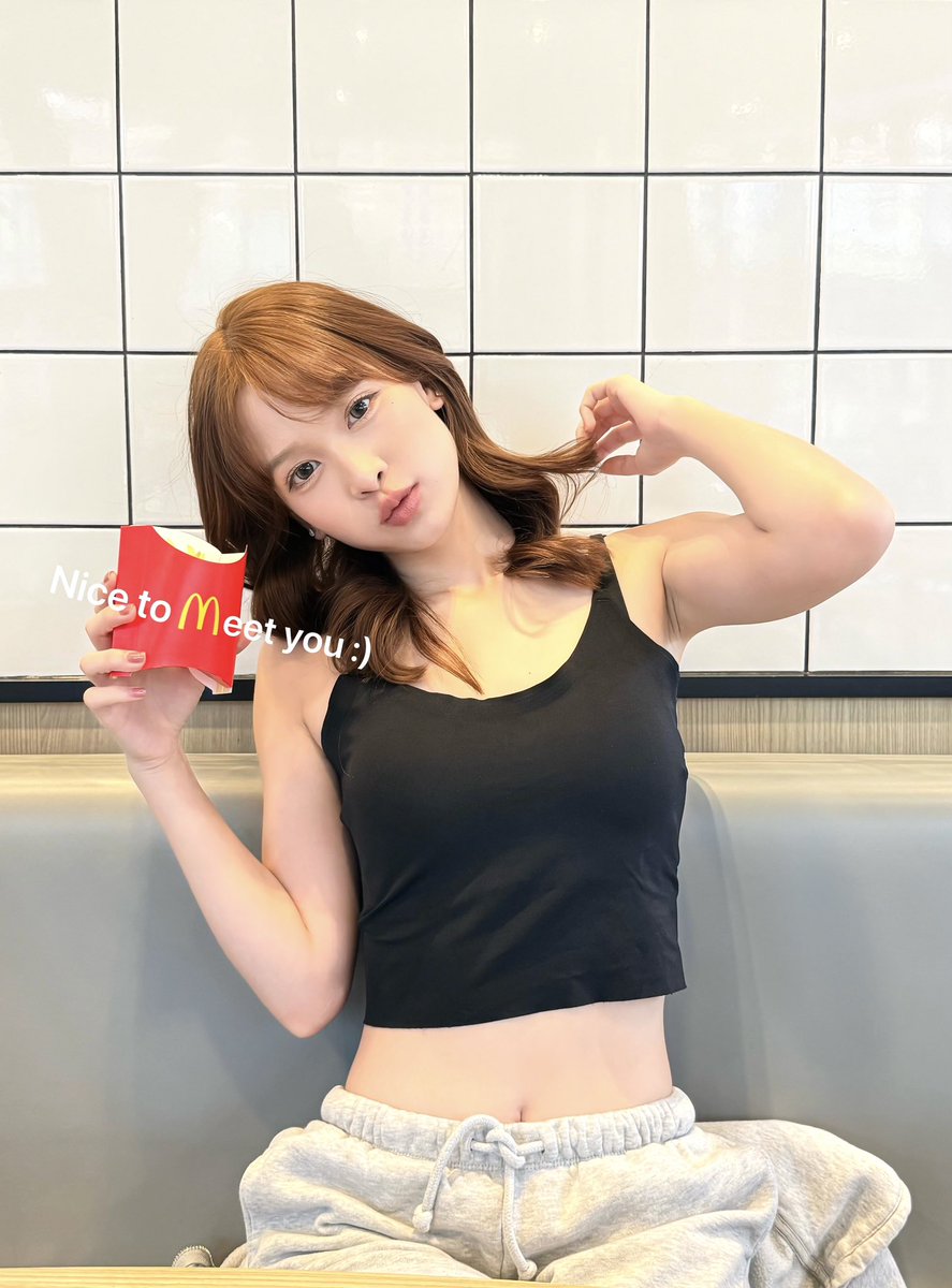 chanya_cyp's tweet image. M?? 🍟🦊
#NewChanyapuk