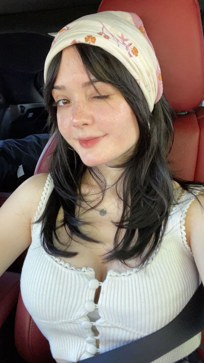 Johnson Bella 🦋 tweet media