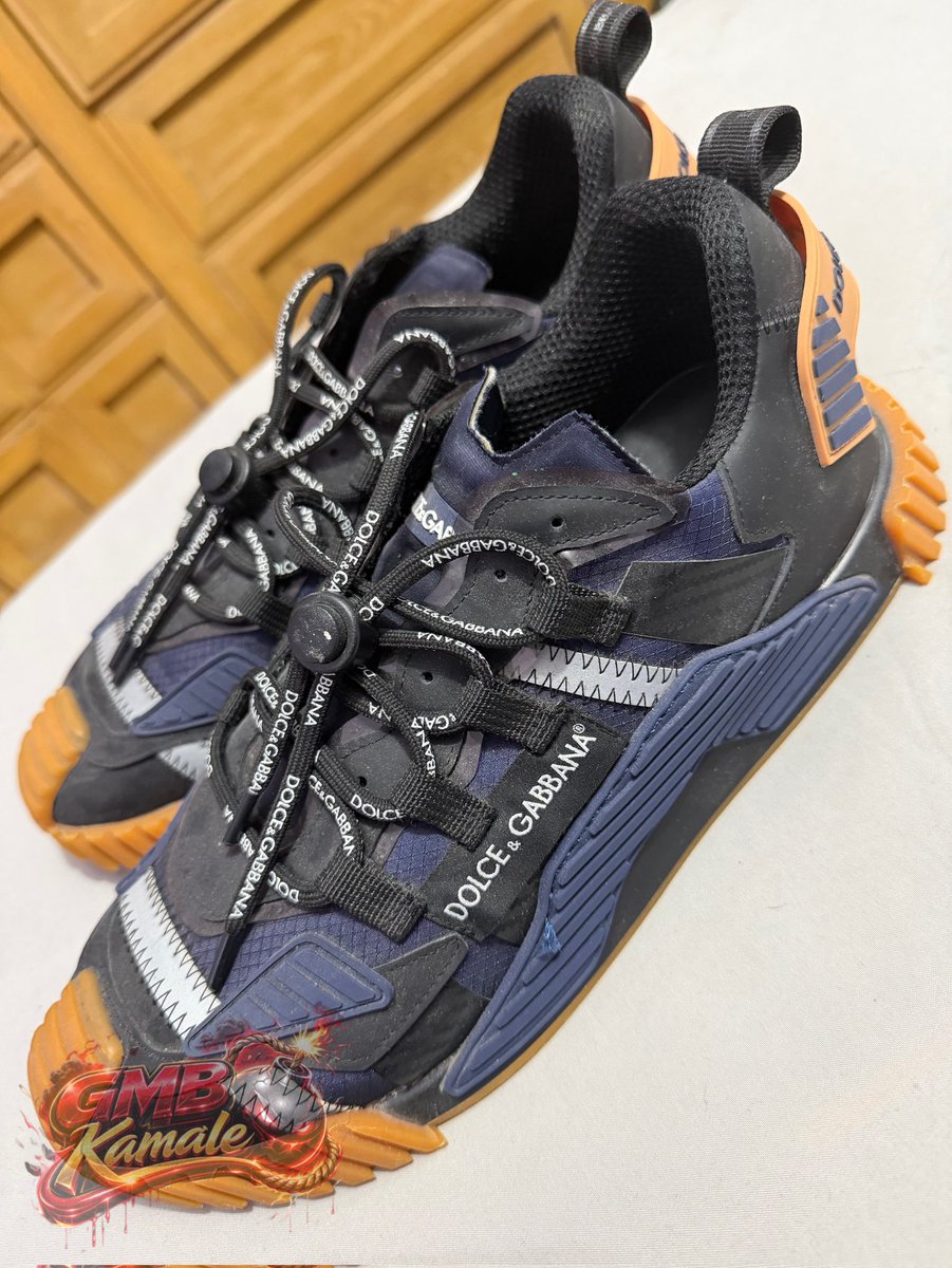 thebombsquadxxx's tweet photo. I rock designer... wbu? @dolcegabbana @BallyShoe @gucci @p_roovclothing #GMBKamale #Chicago #Illinois #Designer #DesignerShoes #Dolce #Bally #Gucci #Proov #Style #Fashion #Clothing https://t.co/dkR1AKa6XA