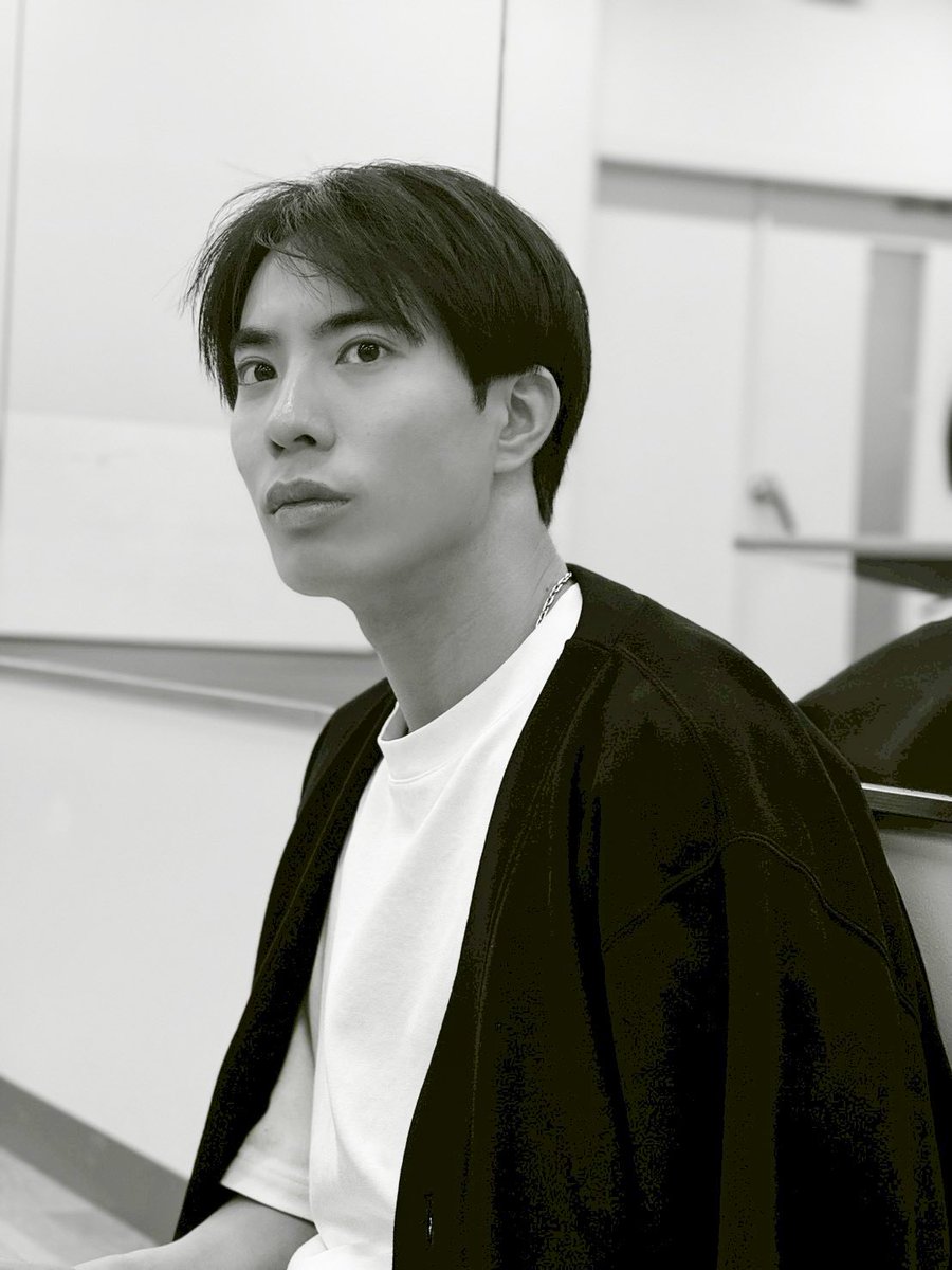 kazuki_ikd's tweet photo. 本日も稽古、積み重ねていきます。

作品に、お客様に何かを返せる様に。

もしご都合合えば、劇場でお待ちしております🙇🏻‍♂️

▼公演詳細・ご予約はこちら

https://t.co/jfVp8zQ9LV

※熨斗応援についてもご案内可能です。

https://t.co/DOigb1iR0f https://t.co/eSTdy71YoV