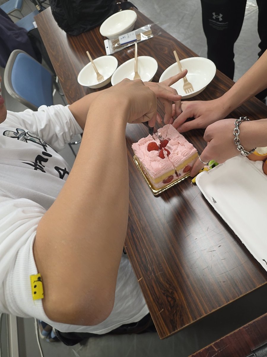 土岐隼一🍥 tweet media