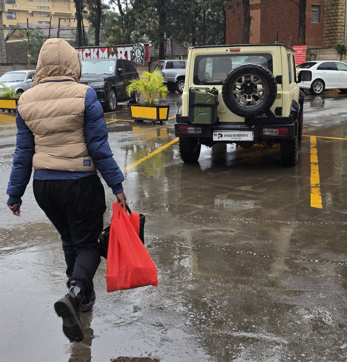 Joan Reals tweet media