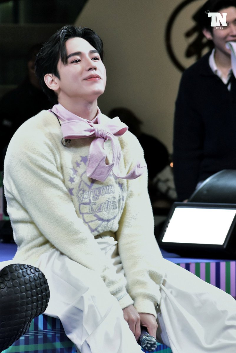뜌ଘ(*. .) tweet media