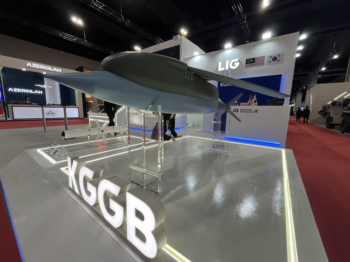 Defensehere Français tweet media