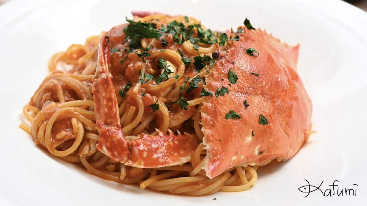 kafumi2525's tweet image. #今日のﾗﾝﾁ 🍽️
💍4/21は結婚記念日💒。『ミアボッカ』にて🇮🇹ｲﾀﾘｱ料理を堪能♬。🍾ｽﾊﾟｰｸﾘﾝｸﾞﾜｲﾝの泡🫧がｸﾞﾗｽ底からｷﾚｲに出てて、とても美しかった-🌠。今回も🐚前菜→🦐主菜→🦀ﾊﾟｽﾀ。渡り蟹のﾊﾟｽﾀは初めて食べたけど『🦀ですｯ!!』で主張してて美味でした
#lunch