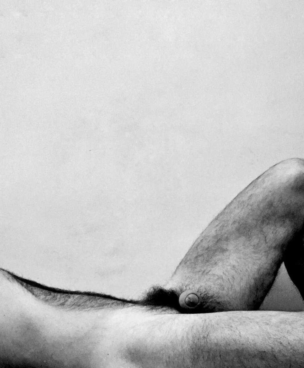 Naked Igor 🇩🇪⛱️🌄☀️ tweet media