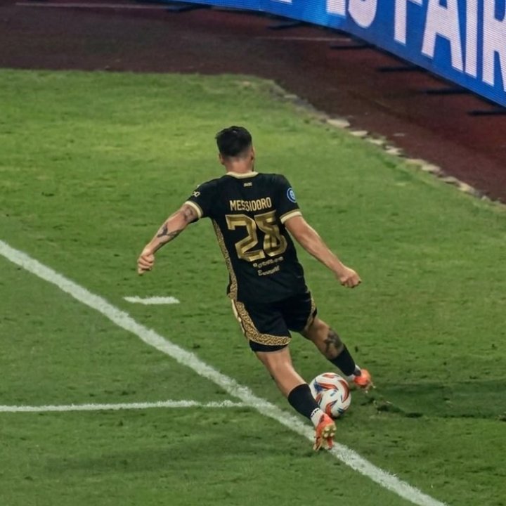 oneL フレ tweet media