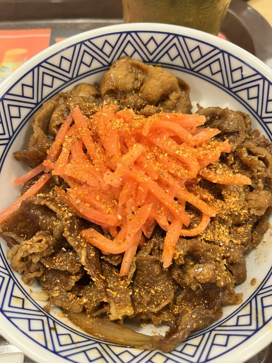 sya kinda ia 🎀 tweet media