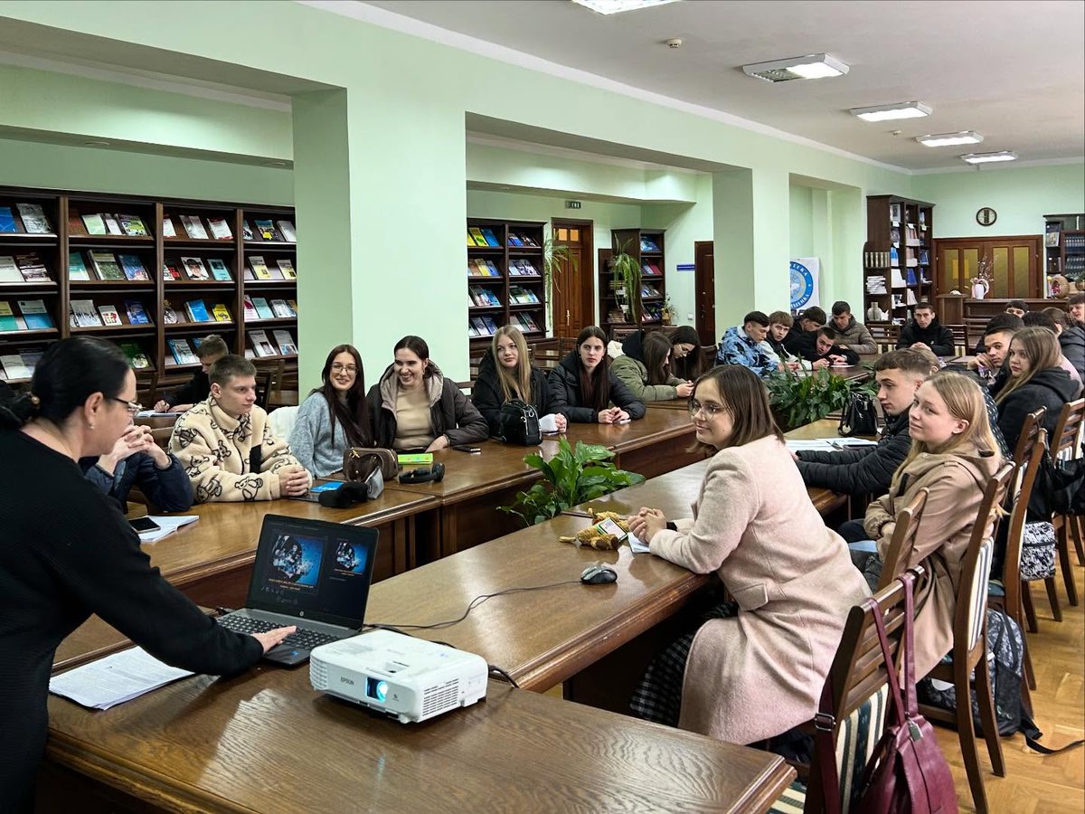 Бібліотека ім. Л. Каніщенка ЗУНУ tweet media