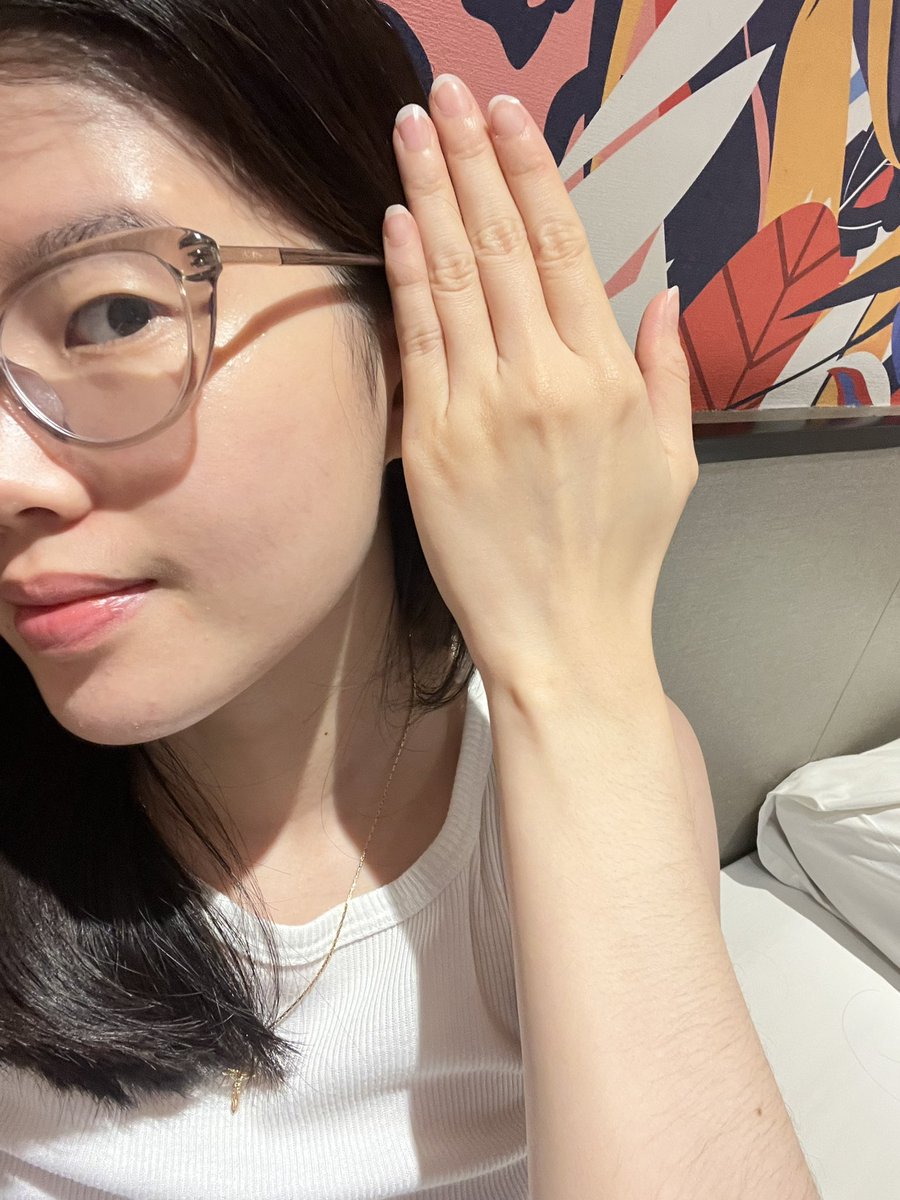 bluemingblo's tweet photo. Body glass skin routine ikutin Mamah Amanda https://t.co/2iTojFkNh9