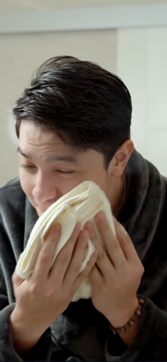 KopiBlanca's tweet photo. Ang gwapo nman nyan โฆ@aldenrichards02โฉ ig post.
#DrOSkinLab
#ALDENRichards https://t.co/pEMX0Ntypn