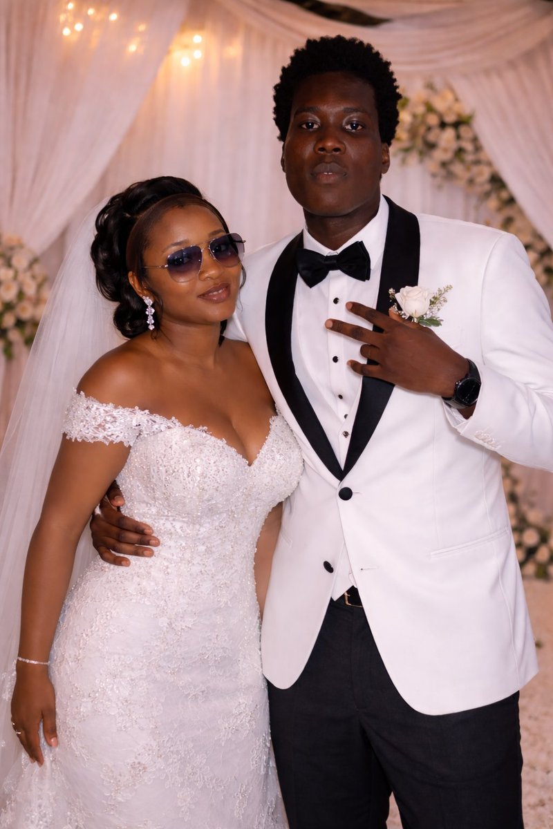 - GM to the newest CT couple 

): <a href="/0xmelissa19/">melissa</a> X <a href="/0xwale/">wale𓅓</a> 

- wenti won do <a href="/wizzkilly/">WizzKilly</a> like this 🙂‍↕️