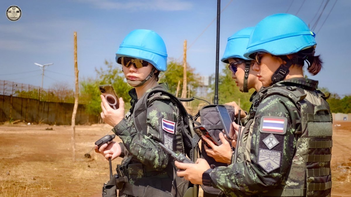 THAIHMEC's tweet photo. ตอนสื่อสาร ร้อย.ช.ฉก.ไทย/เซาท์ซูดาน ผลัดที่ 6 สนับสนุนการติดต่อสื่อสารภารกิจ MSR https://t.co/VuwqBfQBZI