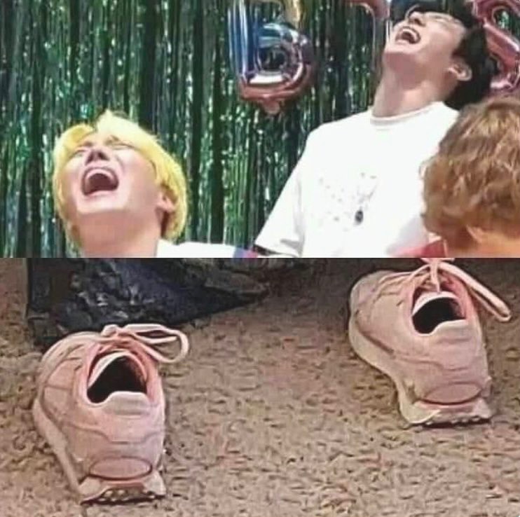 NO CONTEXT HUMANS tweet media