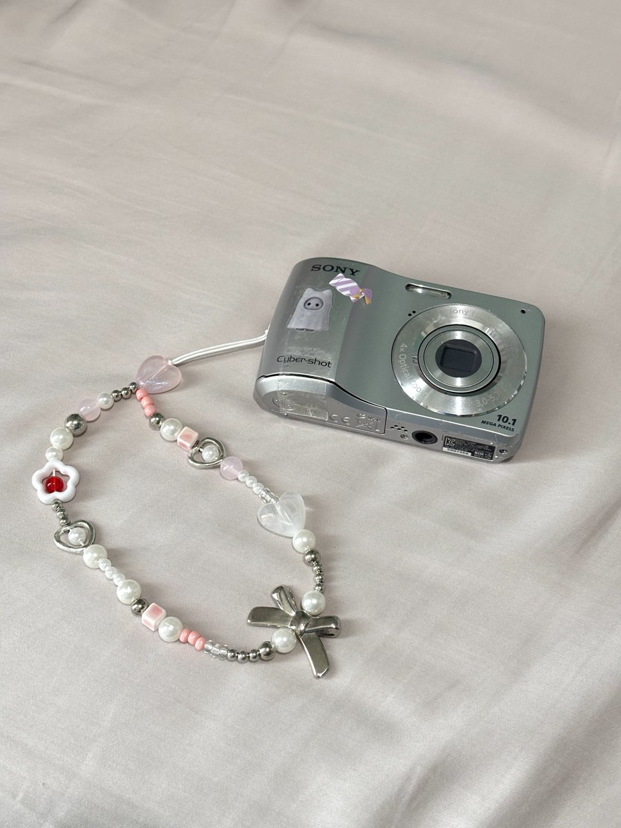 Jiilimm's tweet photo. #ส่งต่อ กล้องดิจิตอล
Sony cyber shot s3000 (rare) 
แฟลชได้ ซูมได้  เต็มระบบ🙌🏻

สิ่งที่ได้รับ: กล้อง, สายคล้อง 2 เส้น

♥️ 2490 รวมส่ง 

#กล้องดิจิตอลมือสอง  #กล้องดิจิตอลเก่า  #กล้องดิจิตอล #ส่งต่อกล้อง https://t.co/G1gmFXqo3N