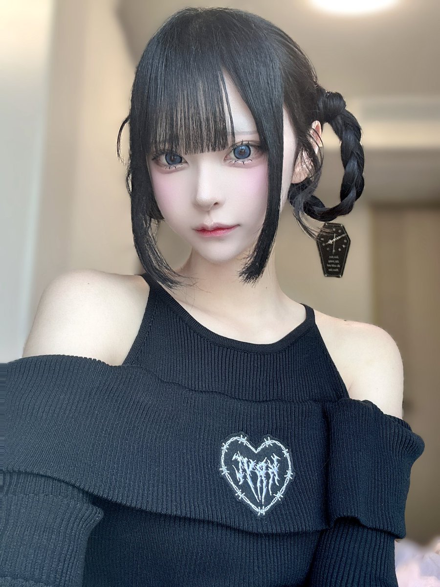 四月一日 tweet media