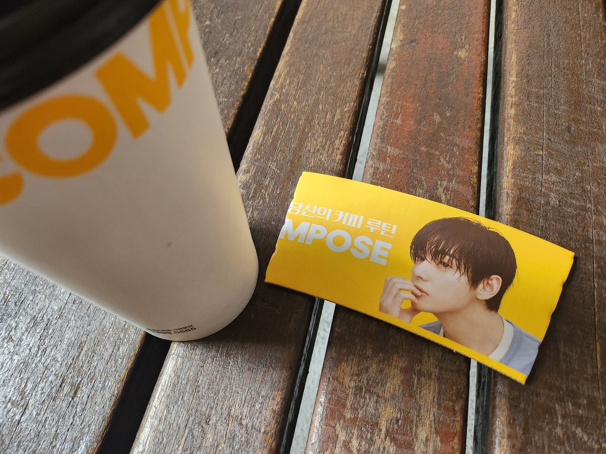 저기요 사장님?!?
이건아니자나요 뿌엥😭
커피는 사찌만 이매장에 
다신 안갈꺼가타여
징짜 속상😭