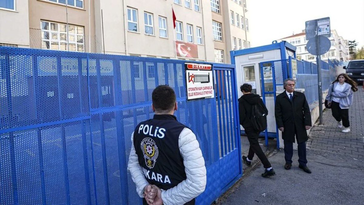 3. Dünya Savaşı tweet media