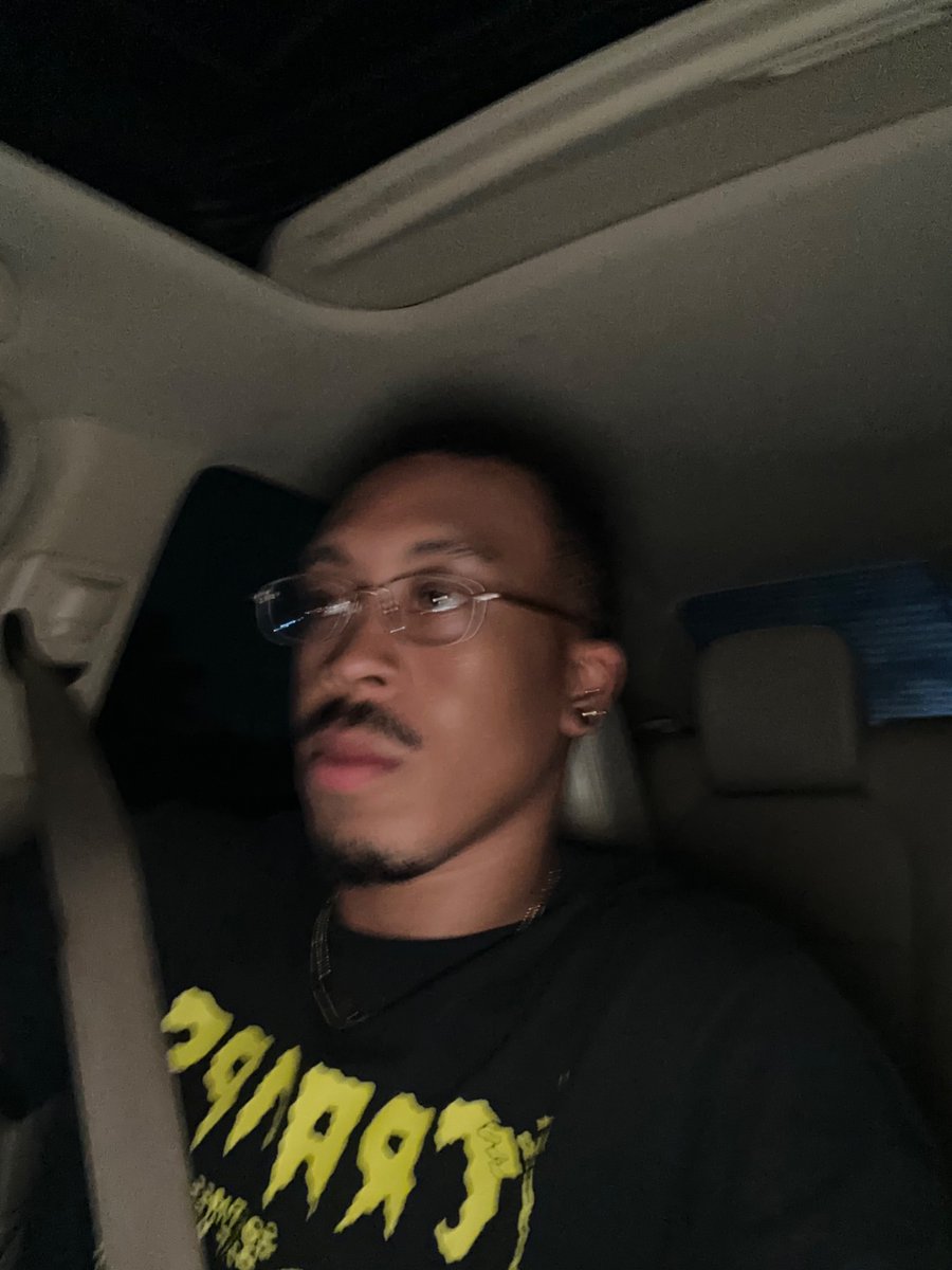 momi’s lil tooter tweet media