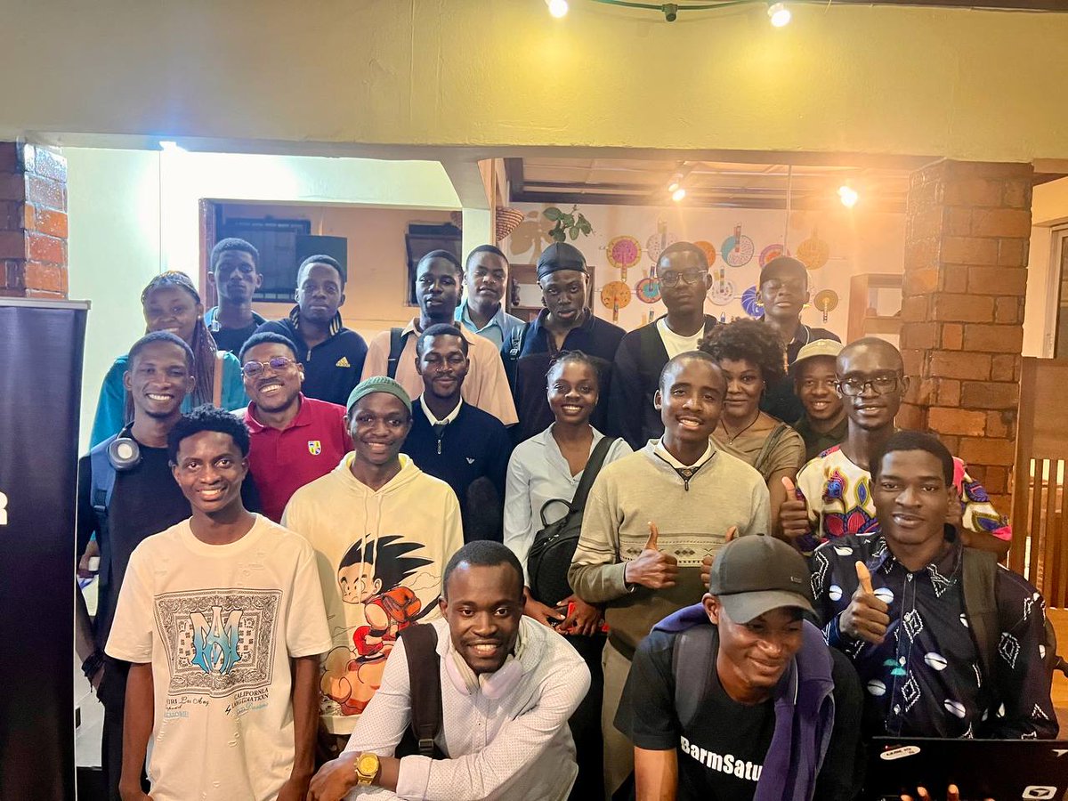 AAE0811's tweet image. Done. First ever Cursor Café in Cameroon. 🇨🇲

25 devs. Cursor Pro. 12 Open Source projects built in a few hours.

 we handled it. The community is here.

What’s next:
Night of Code

First of a long series. 🗺️

#Cursor #Cameroon #Dev #OpenSource #MadeInAfrica