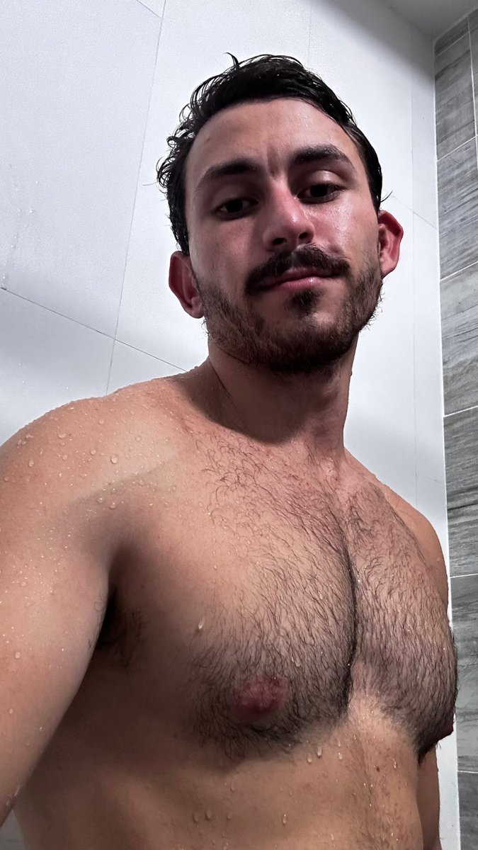 The Dancing King 🔱 tweet media