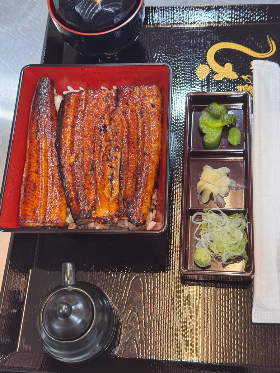 鰻の成瀬 プロンポン店 tweet media