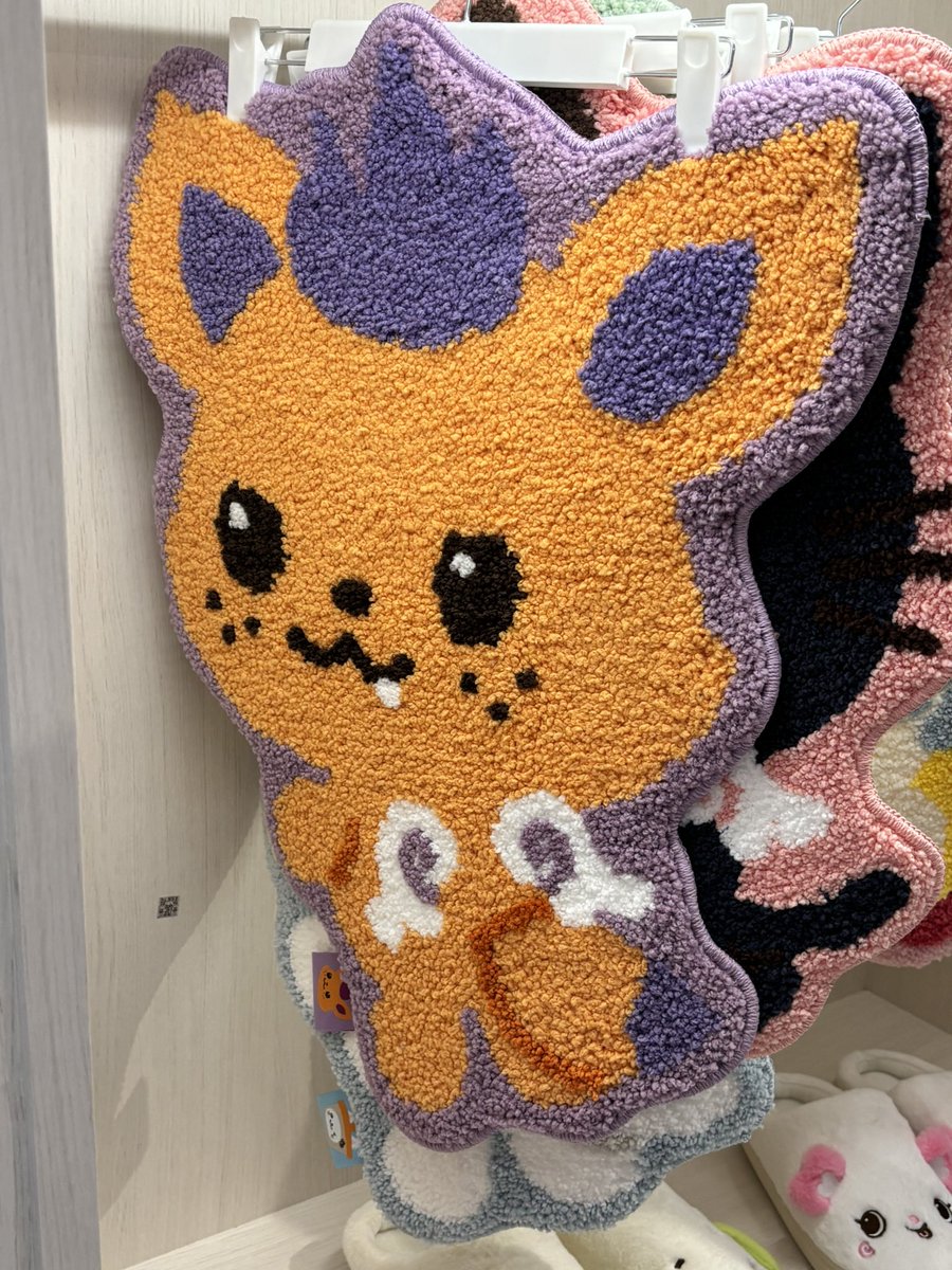 시오닝 굿즈 다 너무 귀여워서 빨리 구매해야됨