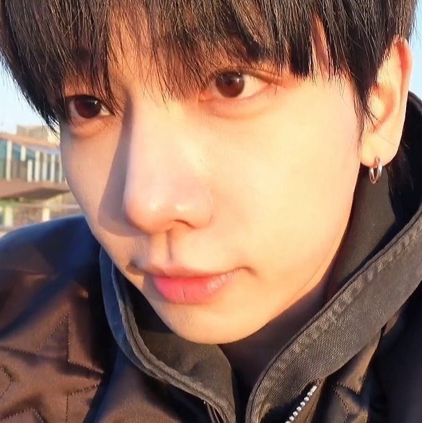 𝘁𝗵𝗶𝗻𝗴 ! tweet media